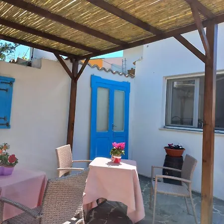 Civico 47 بيت ضيافة Càbras